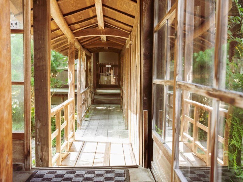 Matsuzaki dai-ni bu — mukade ni sōgū&nbsp;shita